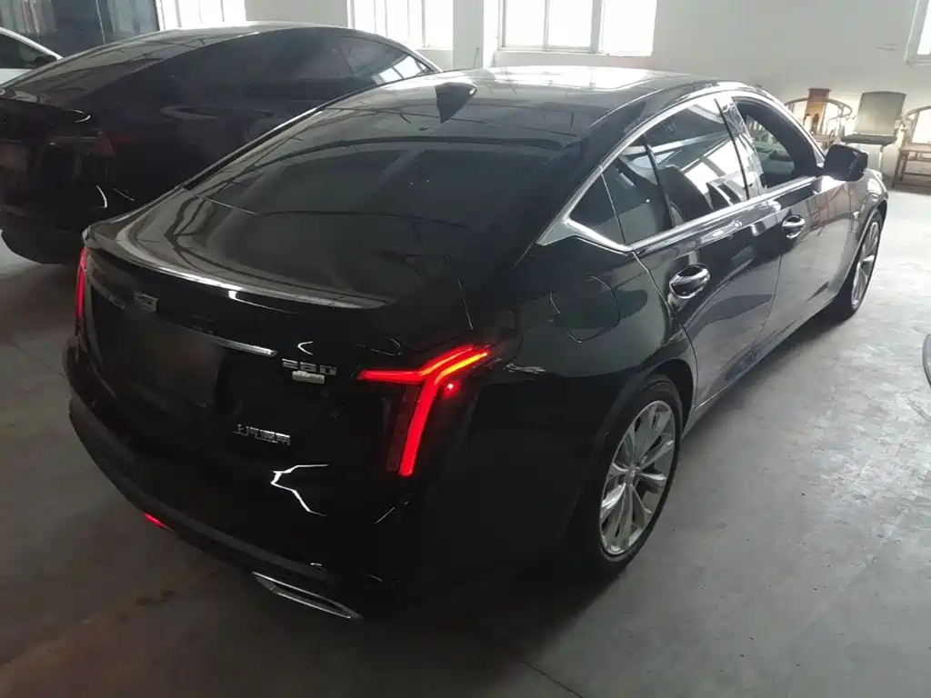 Cadillac CT5 — миниатюра 7