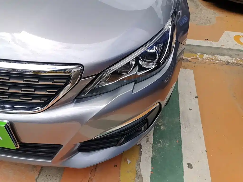 Peugeot 308 — миниатюра 24