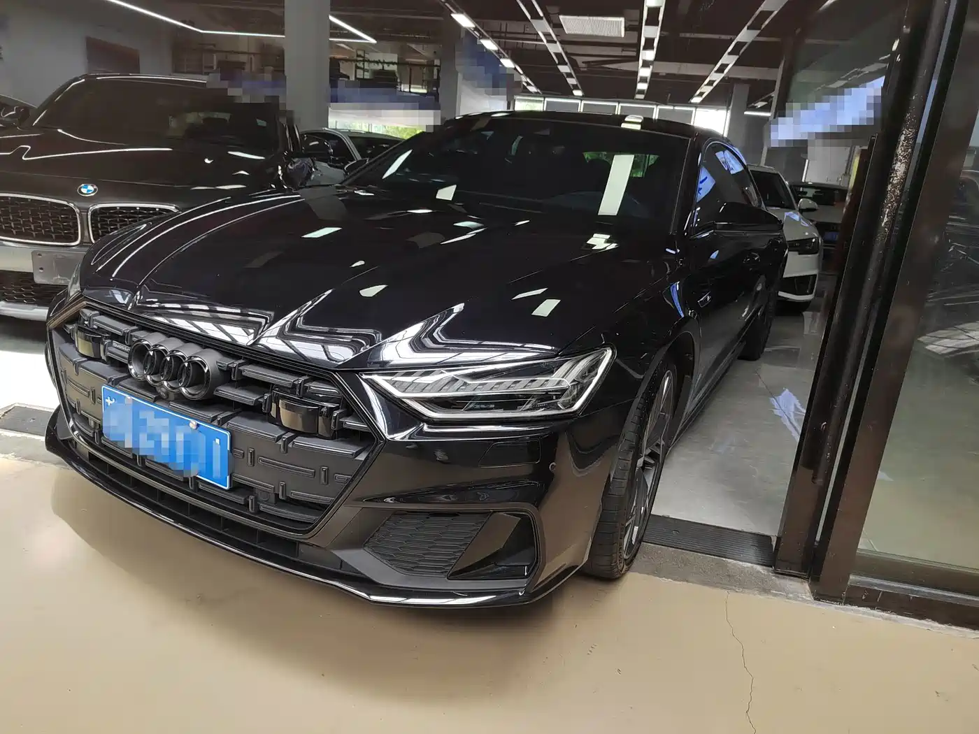 奥迪A7L 2022款 45 TFSI quattro S-line 黑武士版 2023
