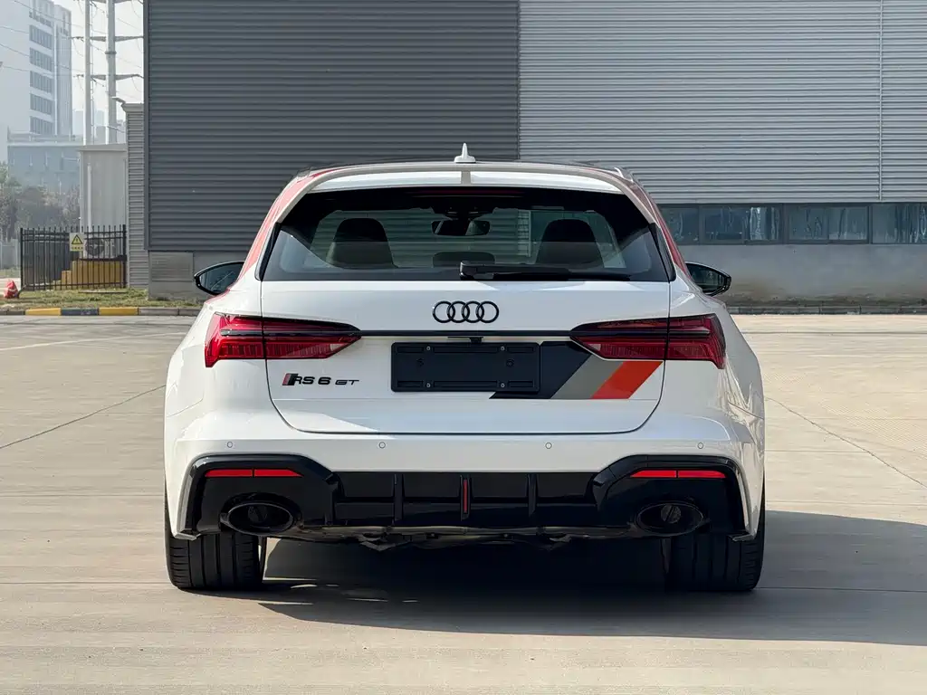 Audi RS 6 — миниатюра 5