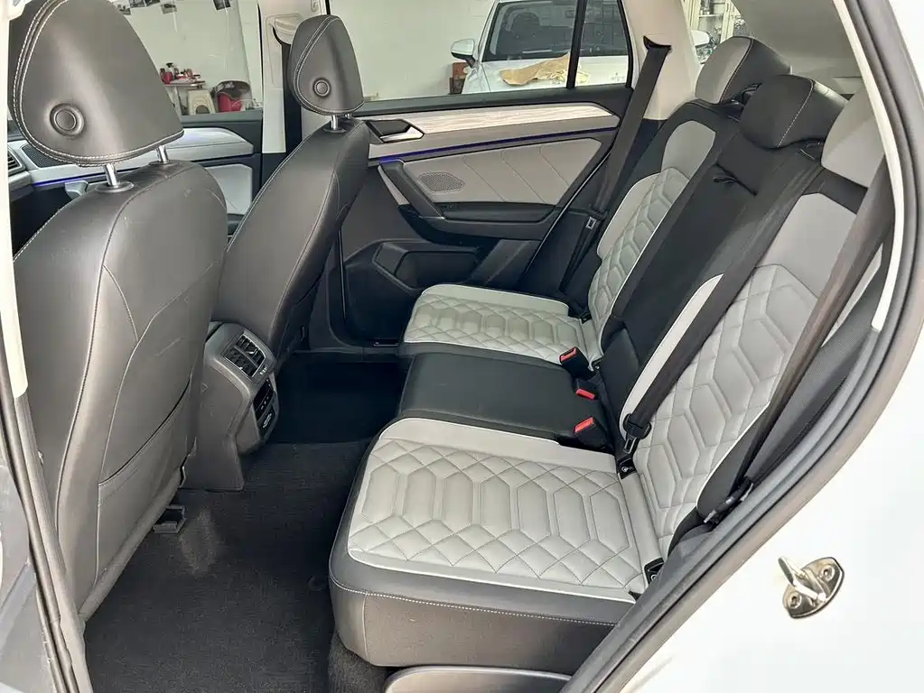 Volkswagen Tayron 2023 280TSI Luxury Plus