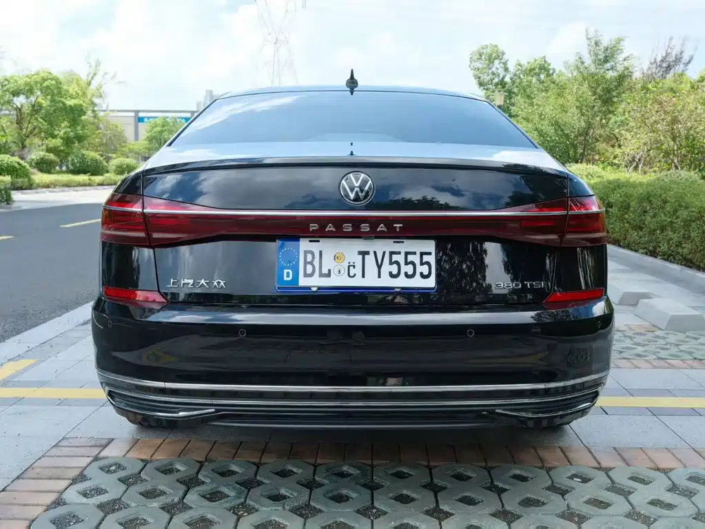Volkswagen Passat — миниатюра 9