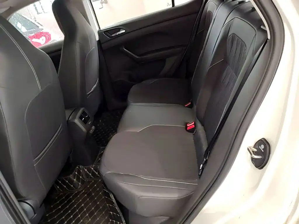 Volkswagen T-Cross — миниатюра 17