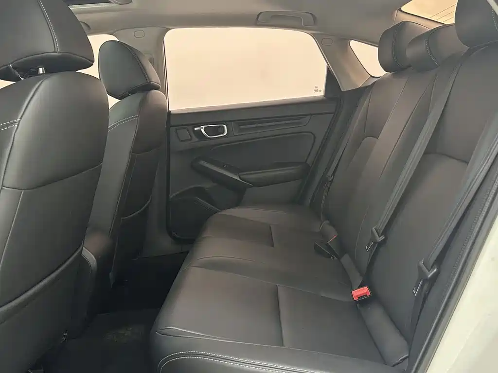 Honda Civic — миниатюра 8