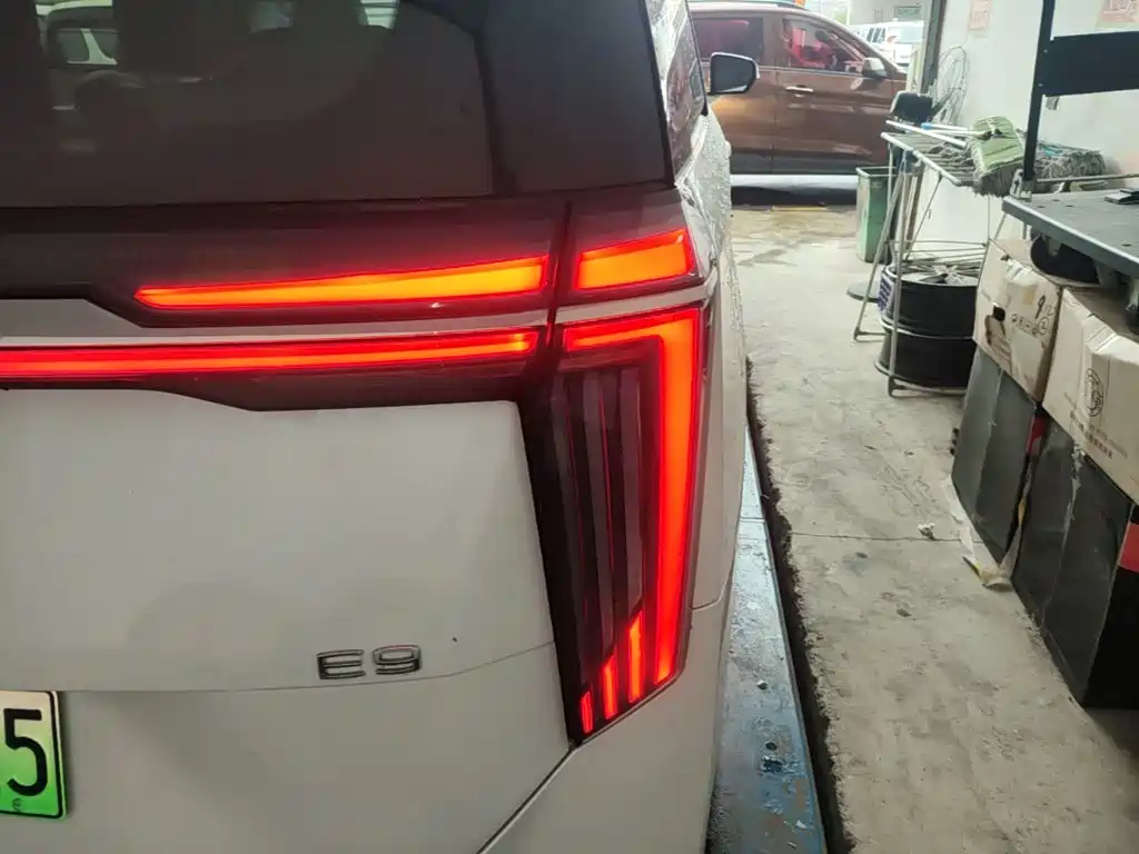 GAC Motor Trumpchi E9 — миниатюра 8