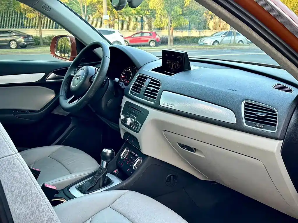 Audi Q3 (Import) — миниатюра 10