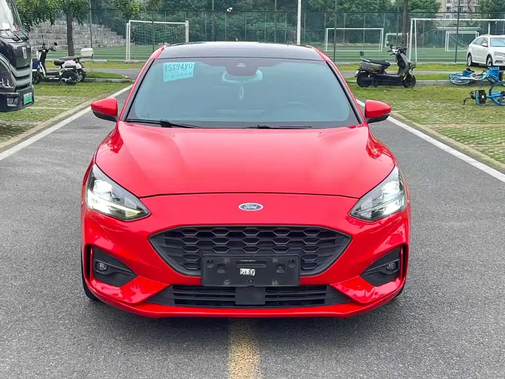 FORD FOX