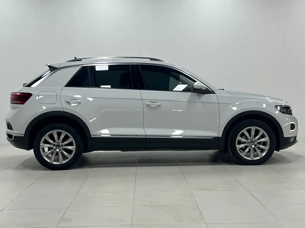 VOLKSWAGEN T ROC EXPLORING SONGS