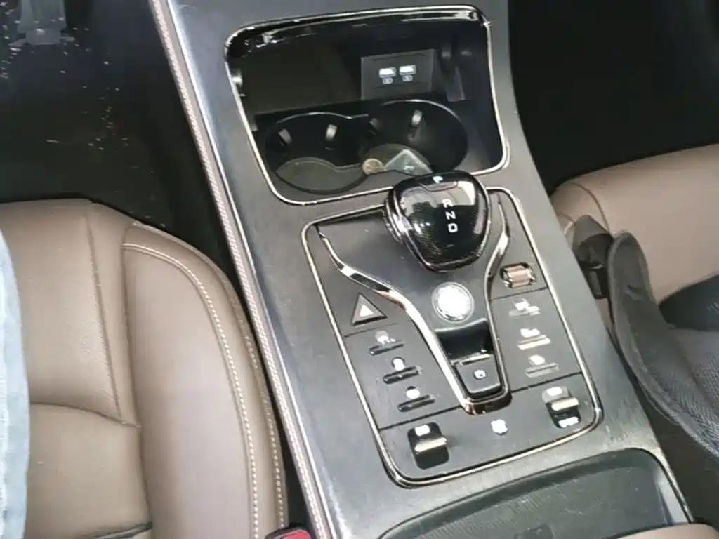 BYD Han — миниатюра 14