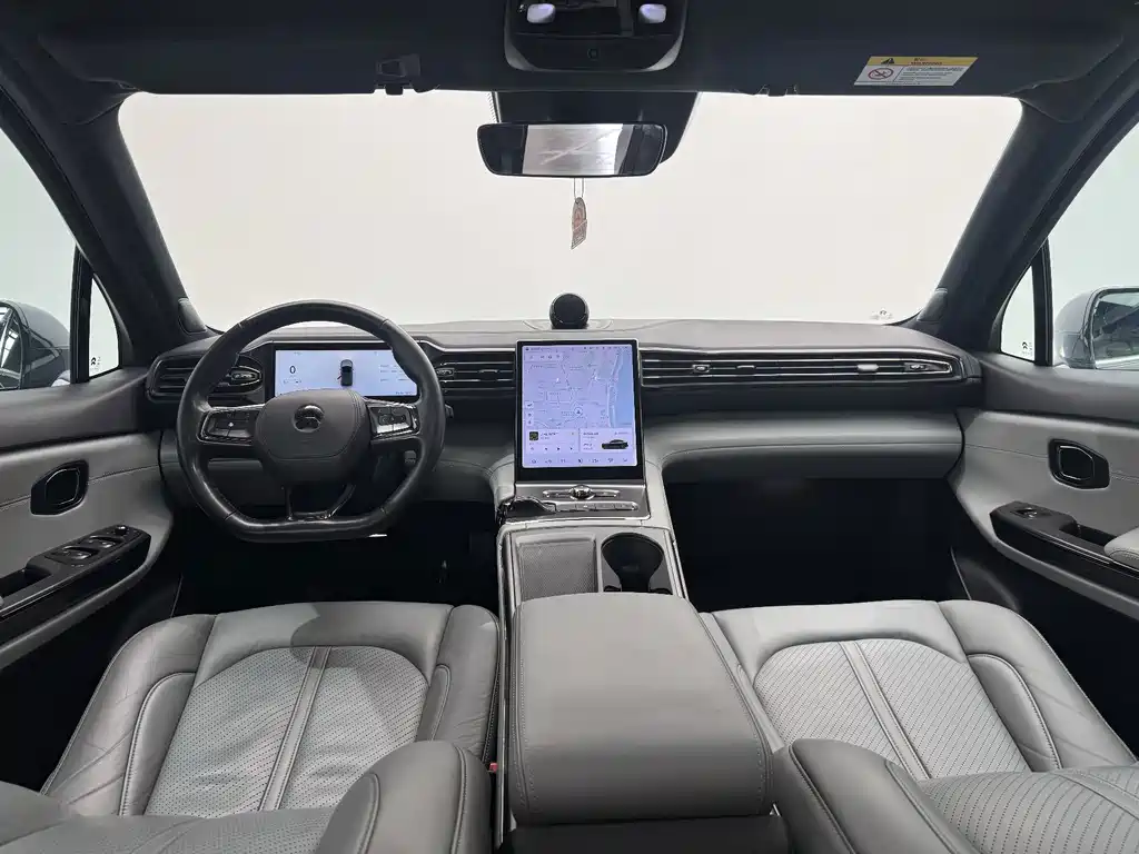 NIO EC6 — миниатюра 8
