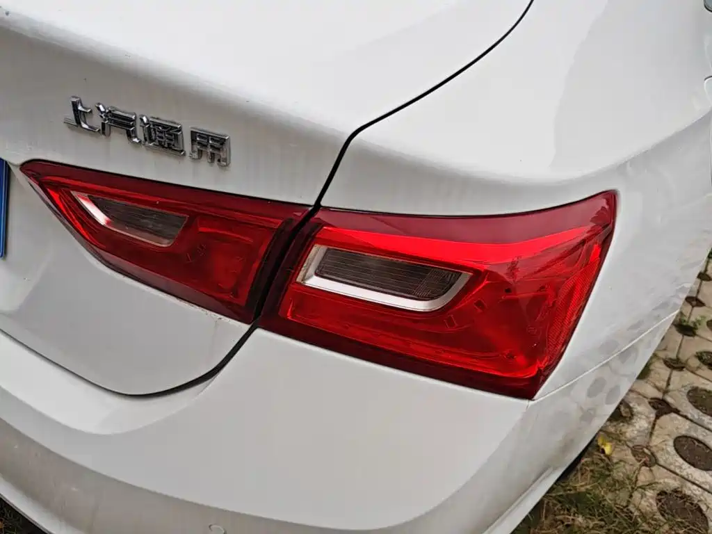 Chevrolet Malibu XL — миниатюра 8