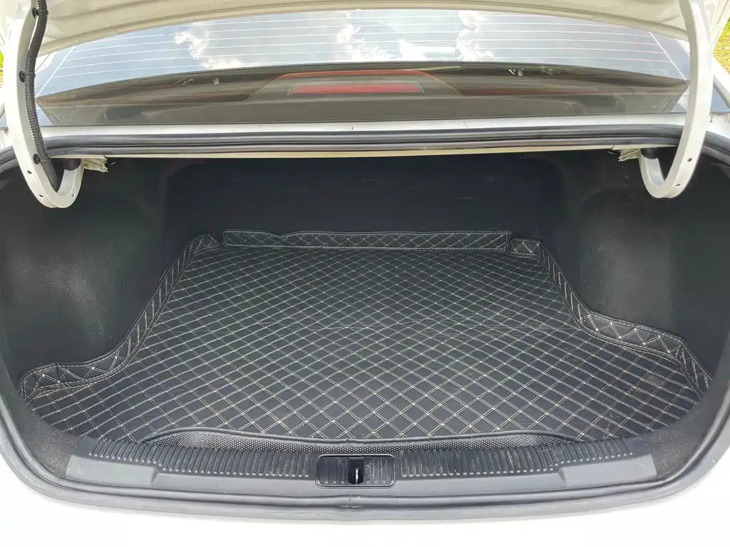 Roewe i5 — миниатюра 22