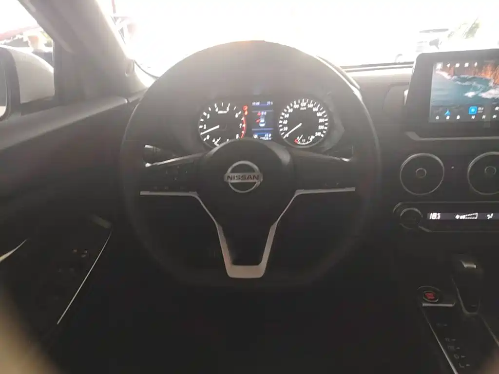 Nissan Sylphy — миниатюра 7