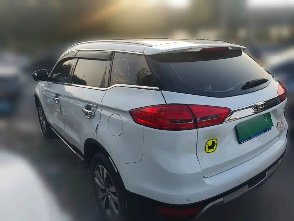 Geely Boyue — миниатюра 5