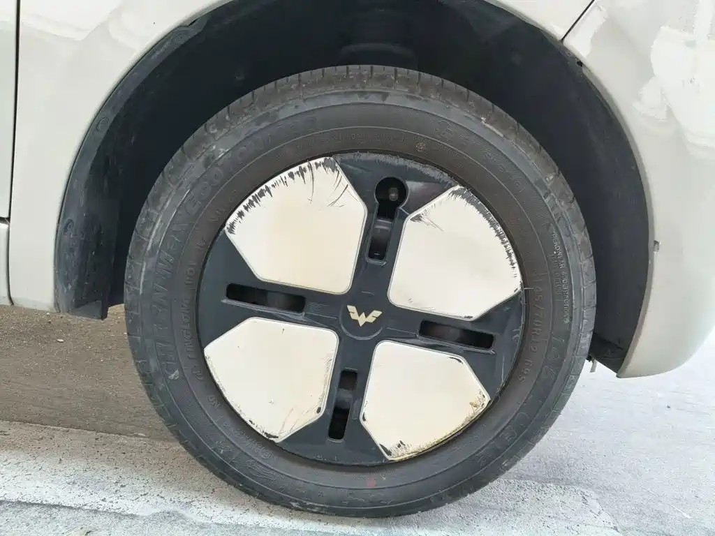 Wuling MINIEV — миниатюра 25