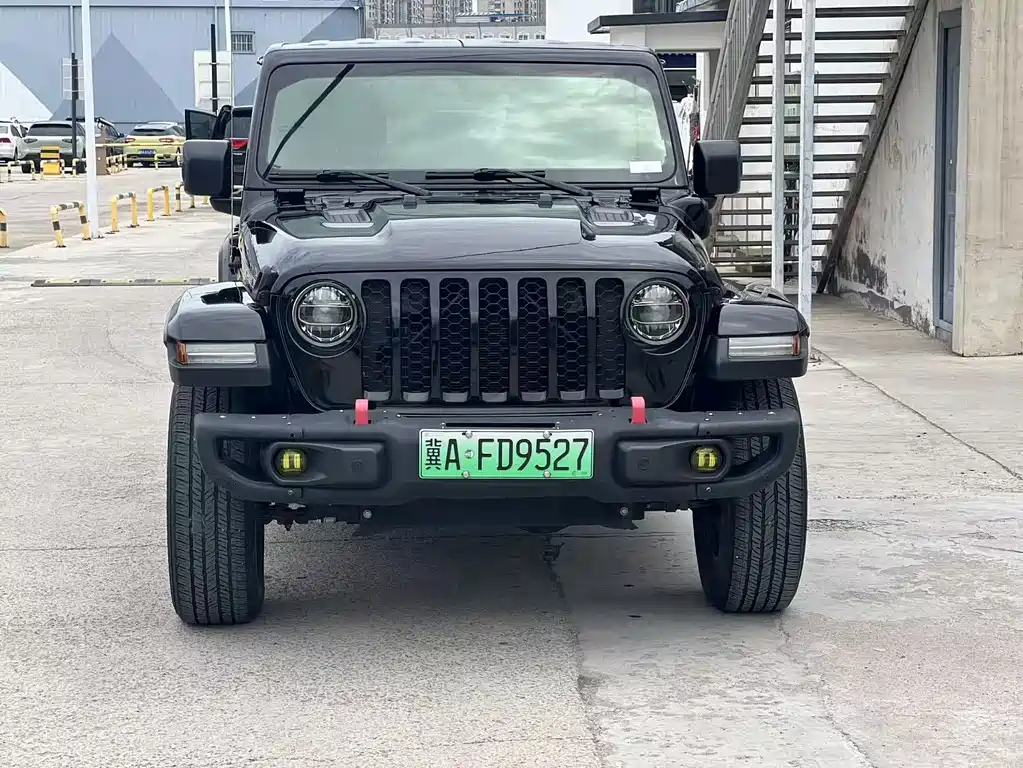 Jeep Wrangler PHEV — миниатюра 3
