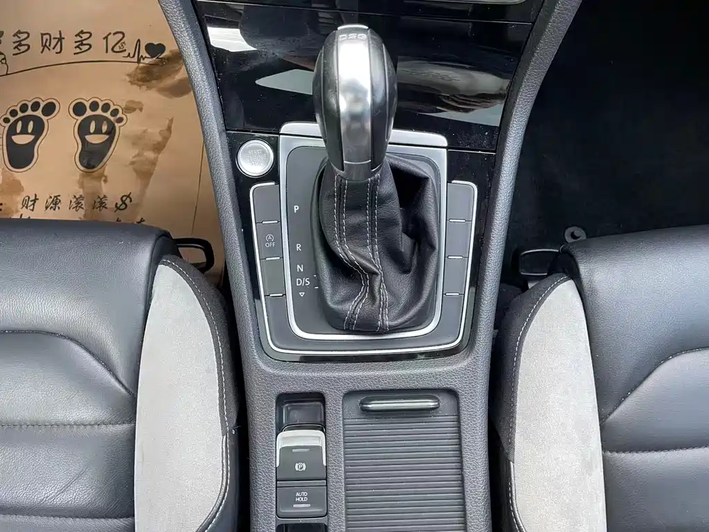 Volkswagen Golf — миниатюра 16