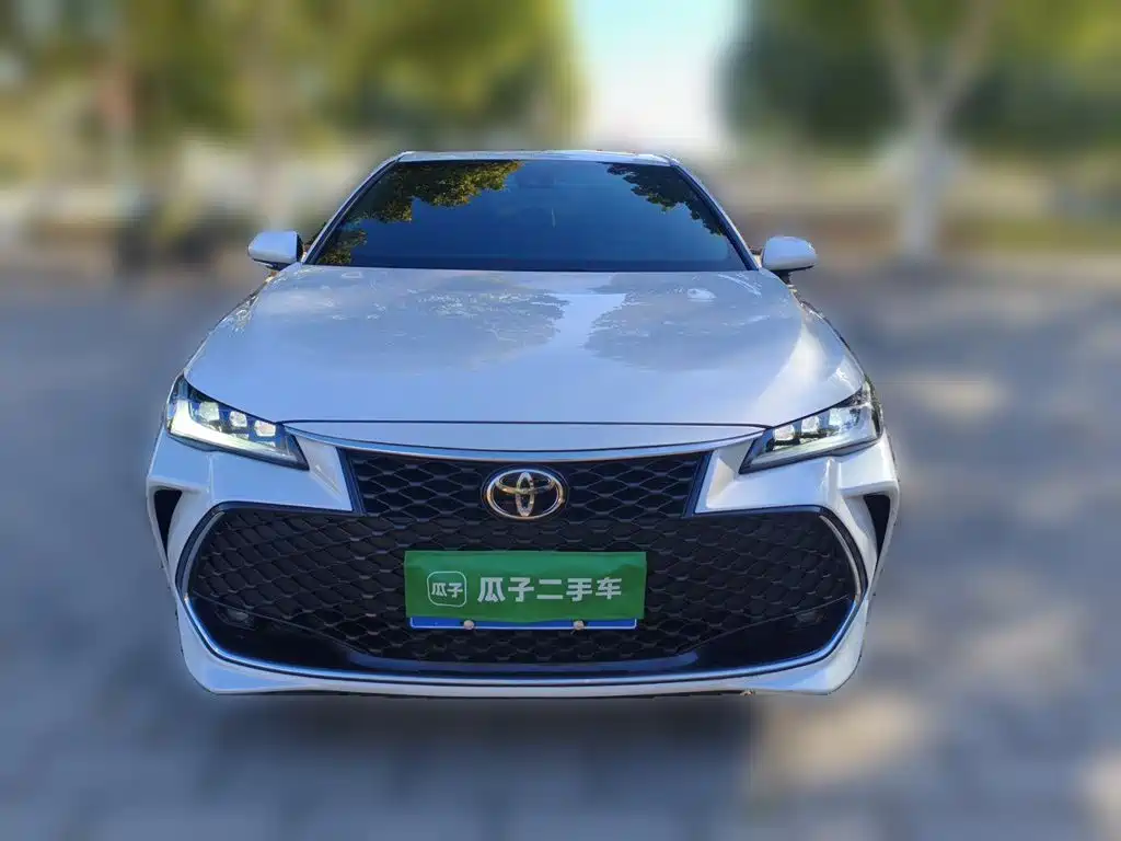 Toyota Avalon — миниатюра 2