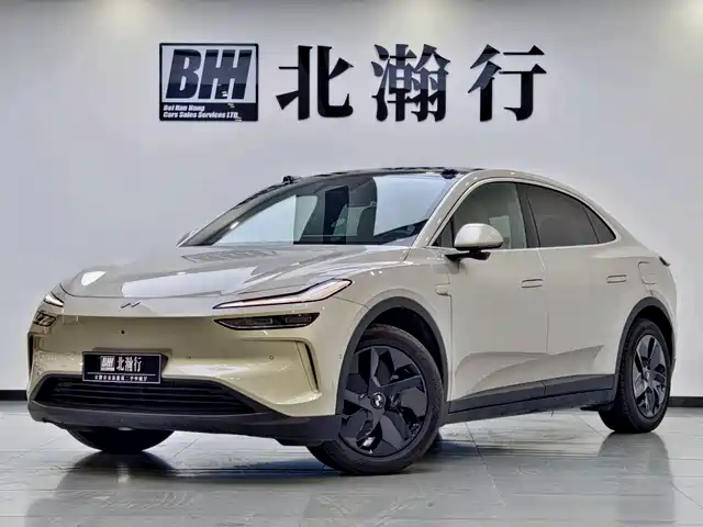 2025 Nio L60