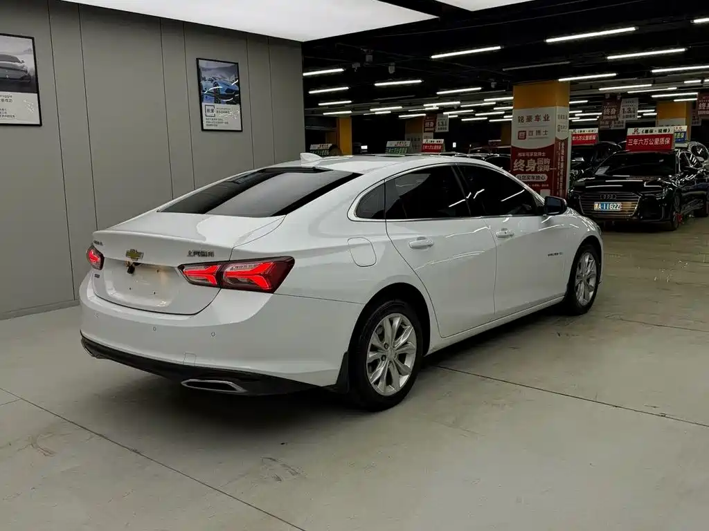 Chevrolet Malibu XL — миниатюра 8