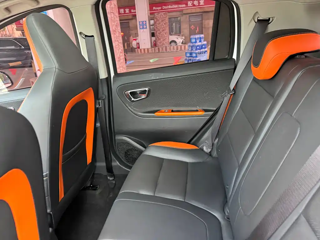 Geely Vision X1 — миниатюра 10