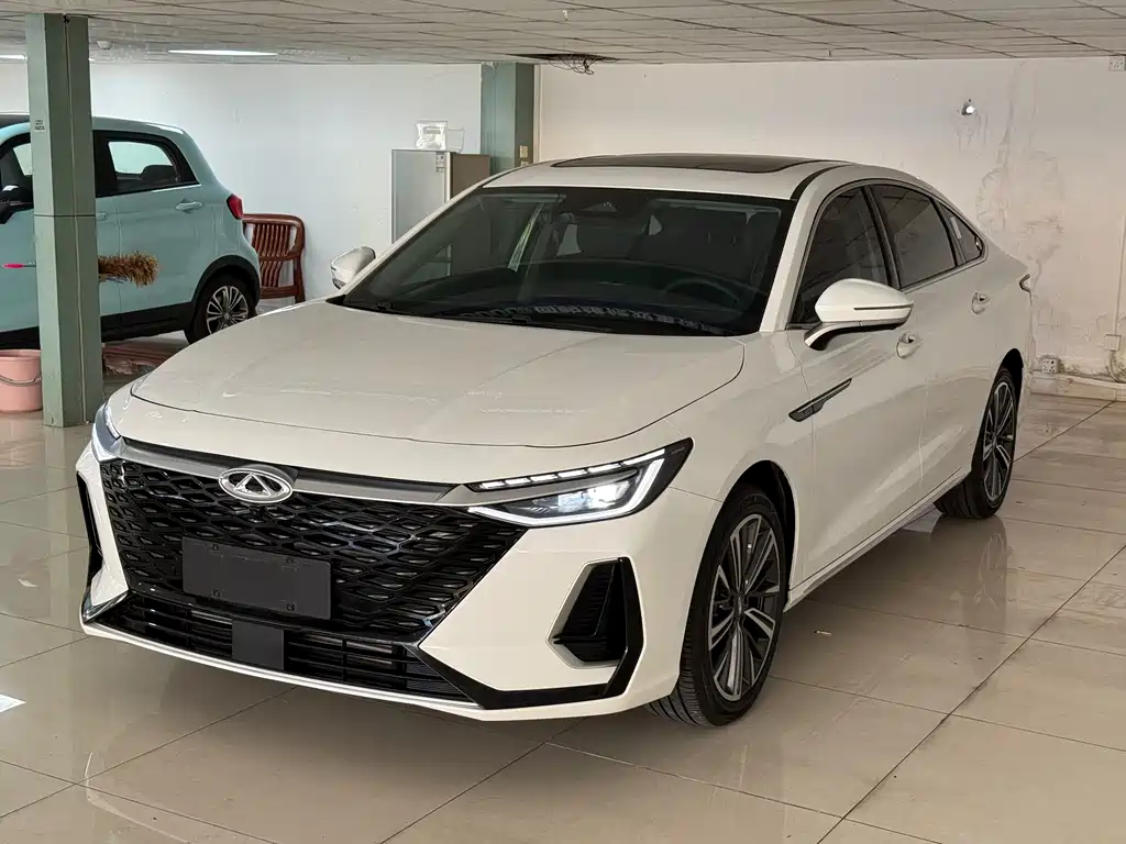 Chery Arrizo 8