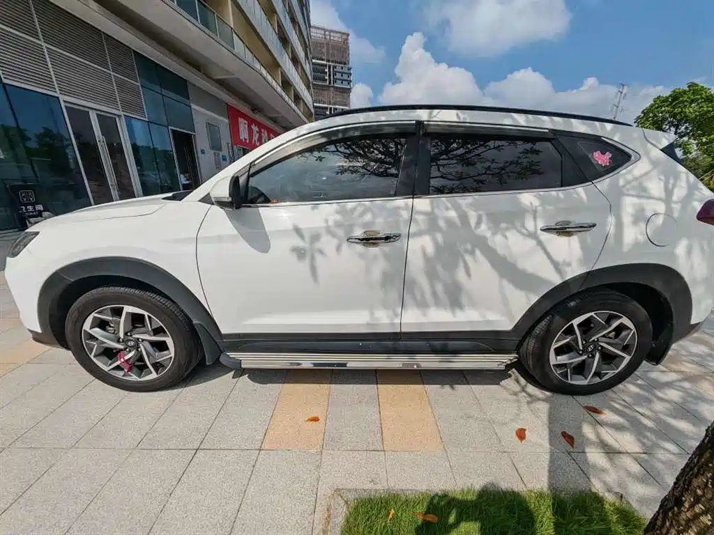 Hyundai Tucson — миниатюра 3