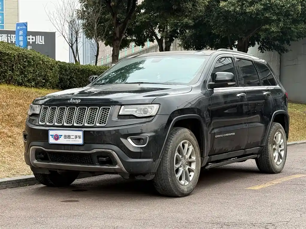 JEEP GRAND CHEROKEE