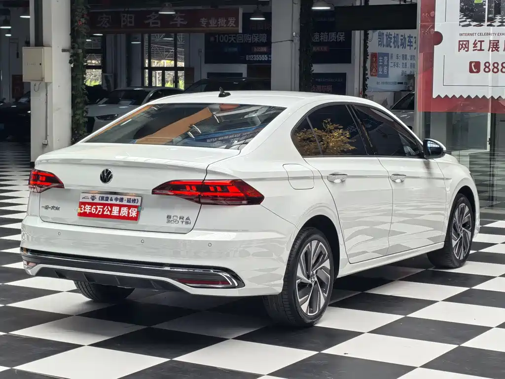 Volkswagen Bora — миниатюра 4