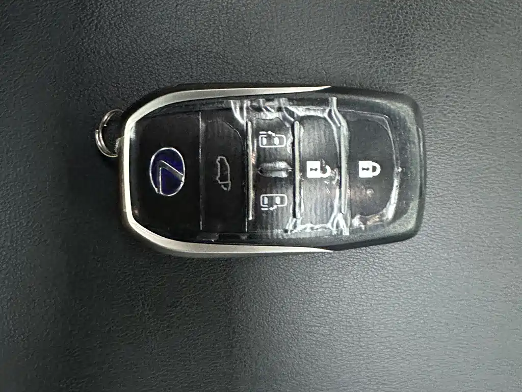Lexus LM — миниатюра 20