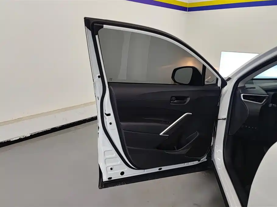 TOYOTA COROLLA SHARP AMPLIFIER