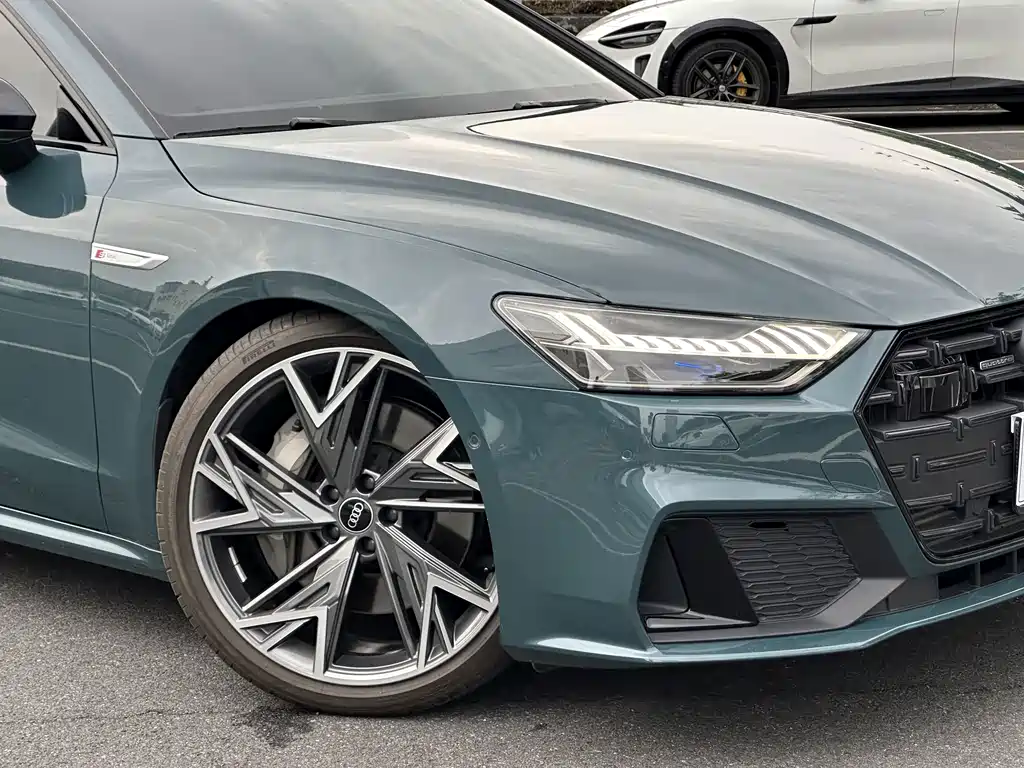 Audi A7L — миниатюра 4