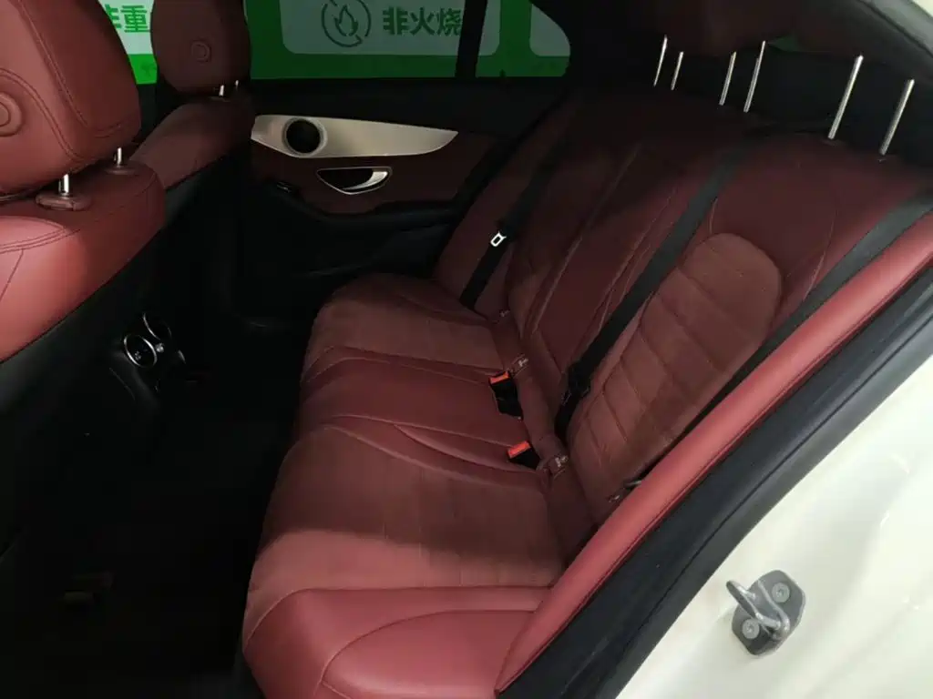 Mercedes-Benz C-Class — миниатюра 17