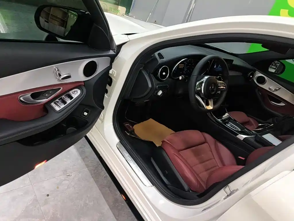 Mercedes-Benz C-Class — миниатюра 16