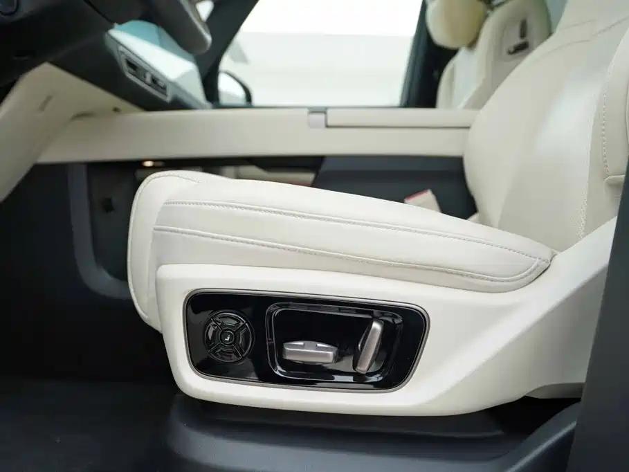 Li Auto Li MEGA — миниатюра 11