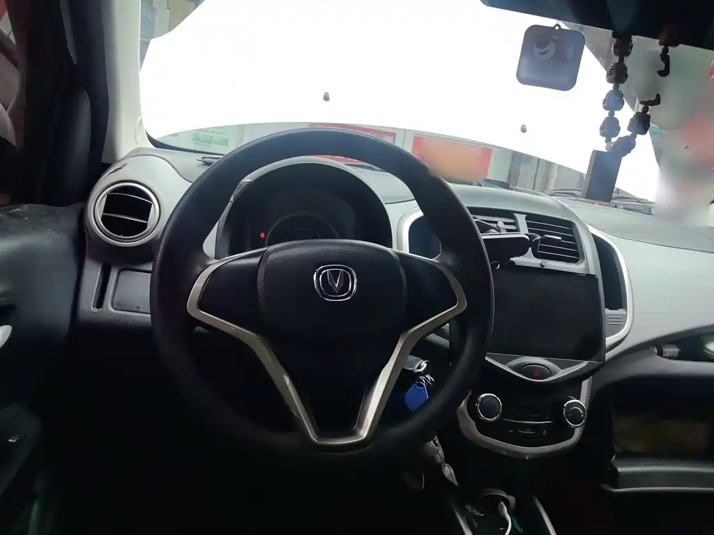 Changan Benben E-Star — миниатюра 6