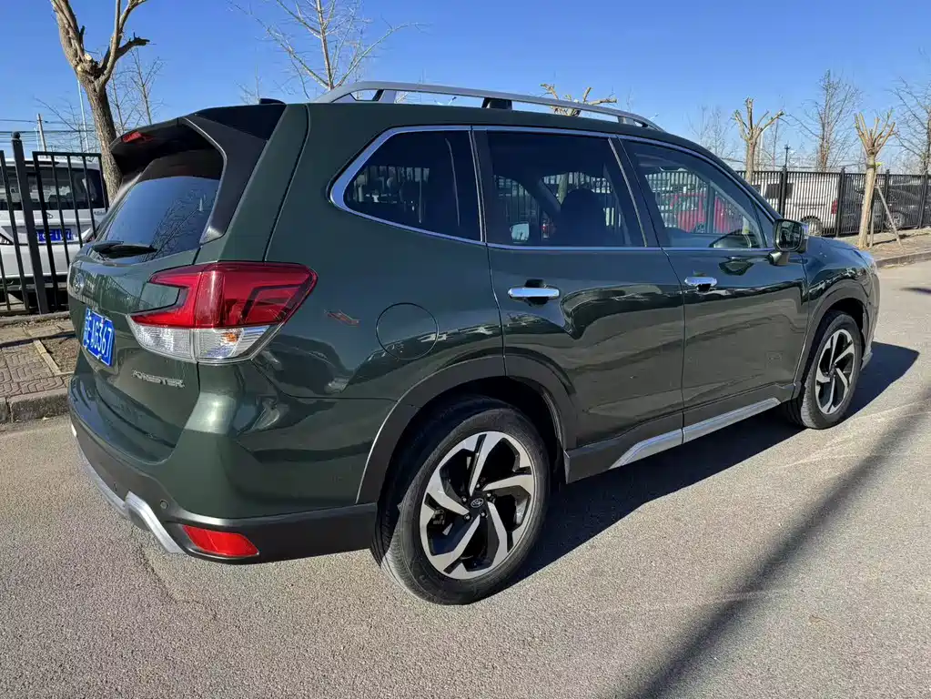 SUBARU FORESTER