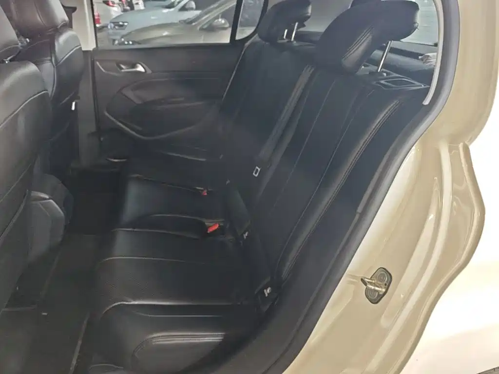 Peugeot 308S — миниатюра 17