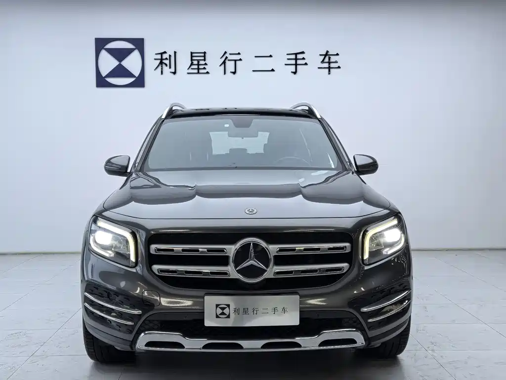 MERCEDES-BENZ GLB