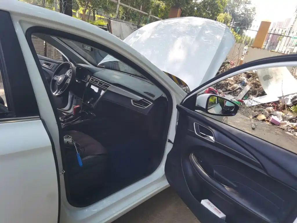 Roewe i5 — миниатюра 18