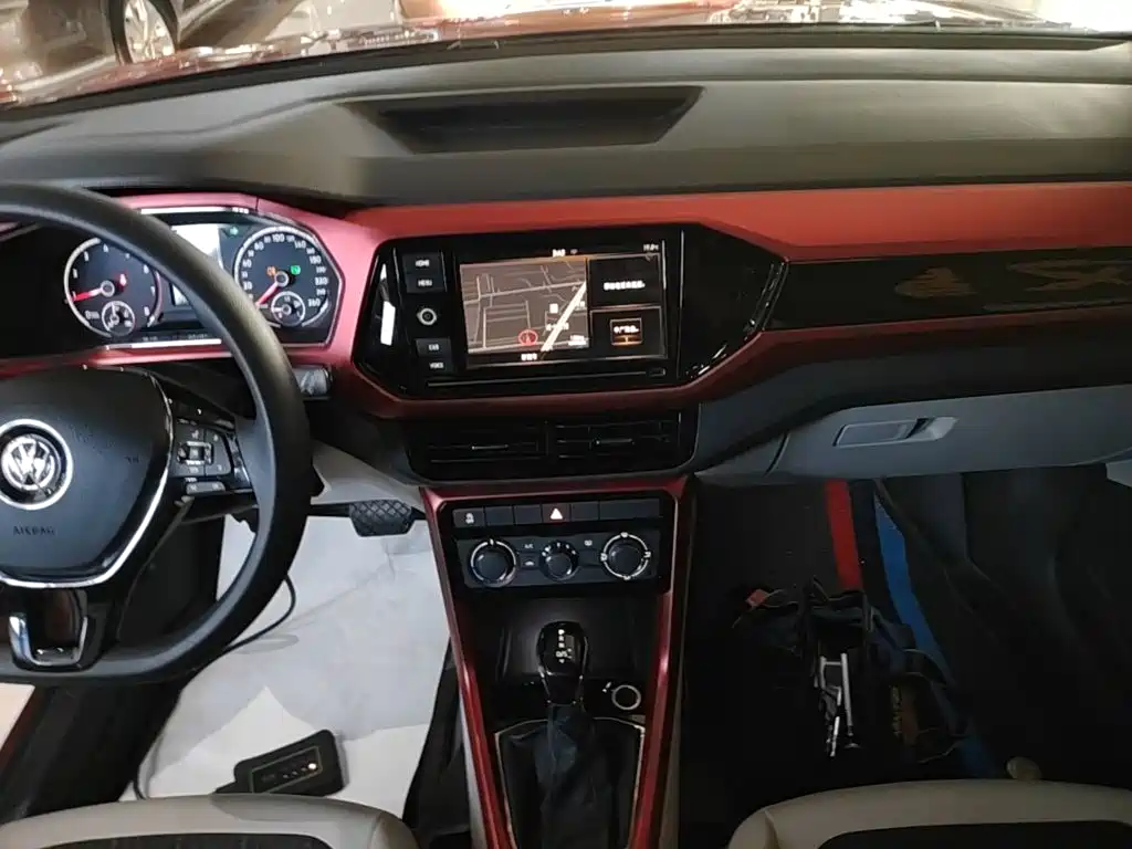 Volkswagen T-Cross — миниатюра 13
