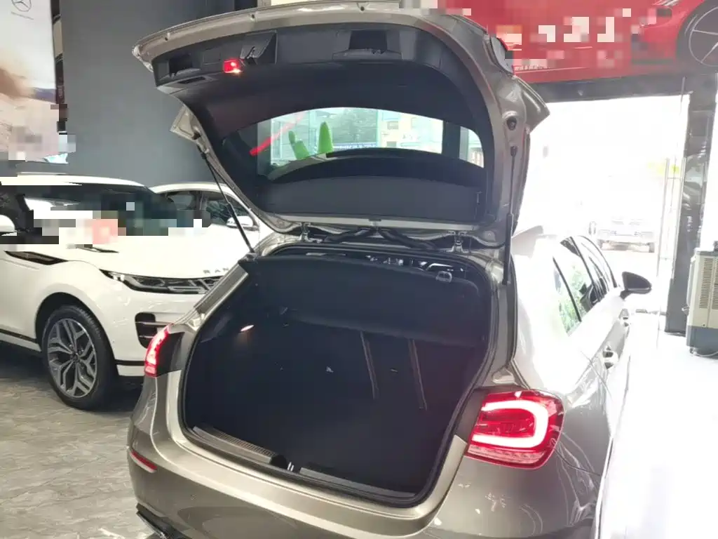 Mercedes-Benz A-Class (Import) — миниатюра 19