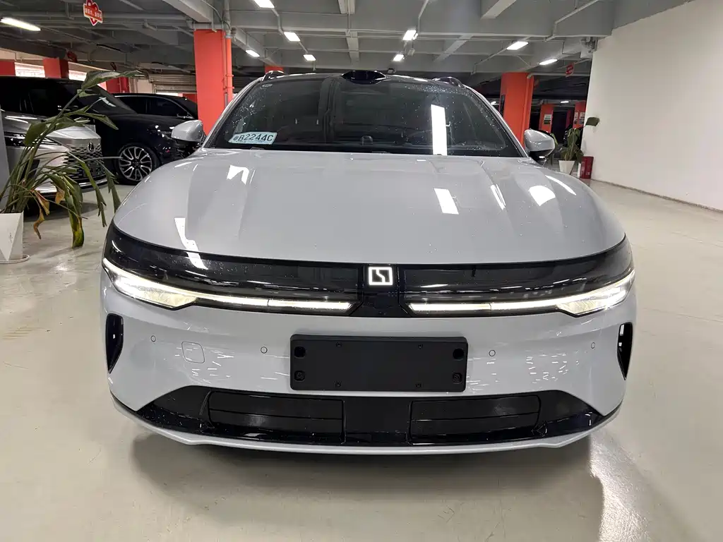 Zeekr Крайний Криптон 007 GT — миниатюра 2