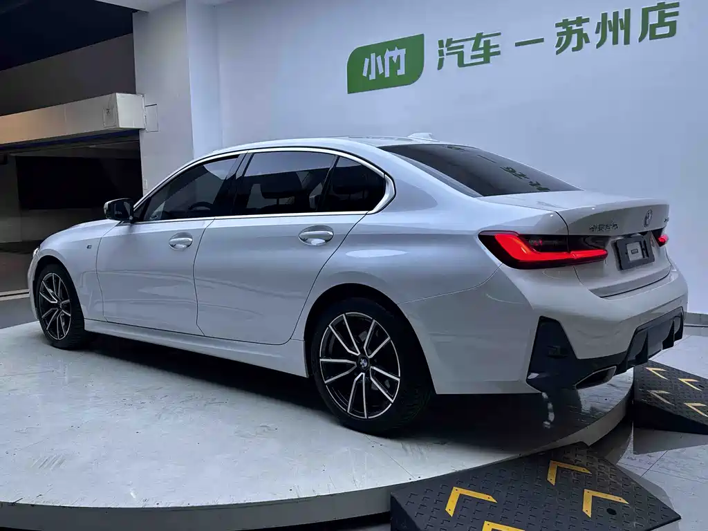 BMW 3 Series — миниатюра 6
