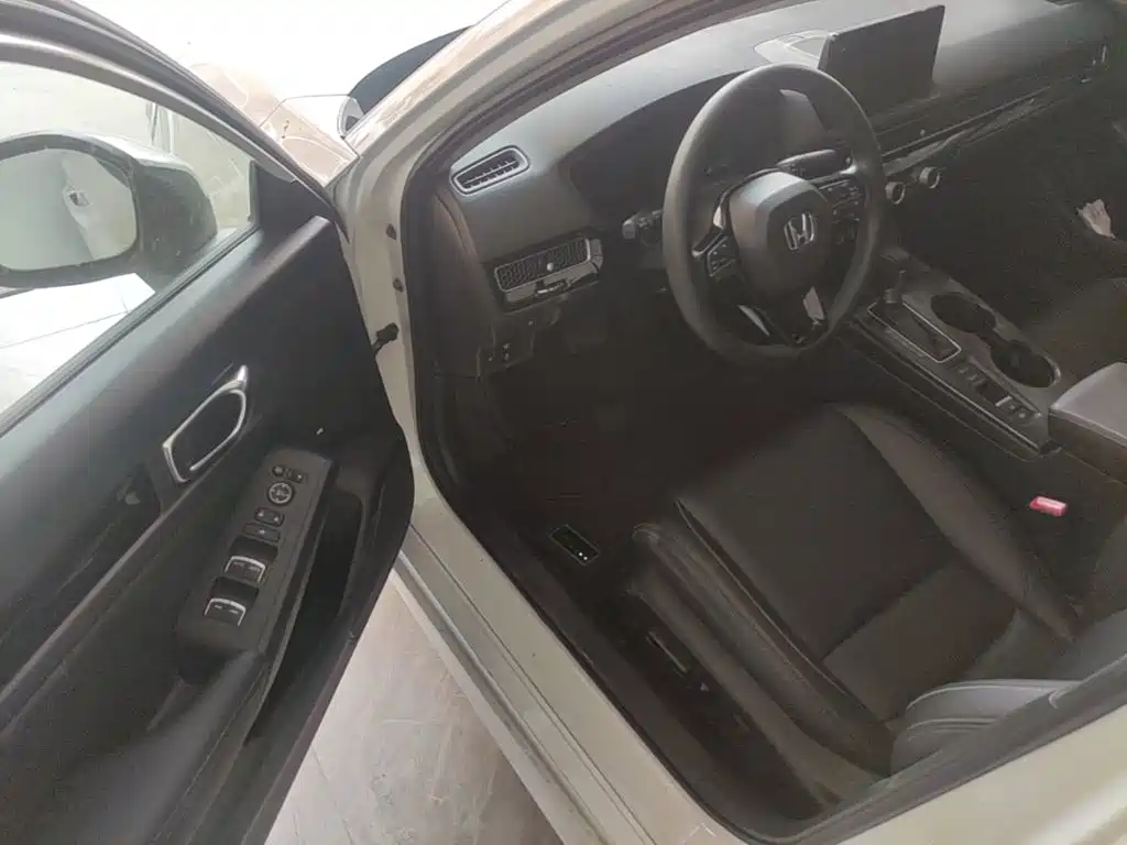 Honda Civic — миниатюра 16
