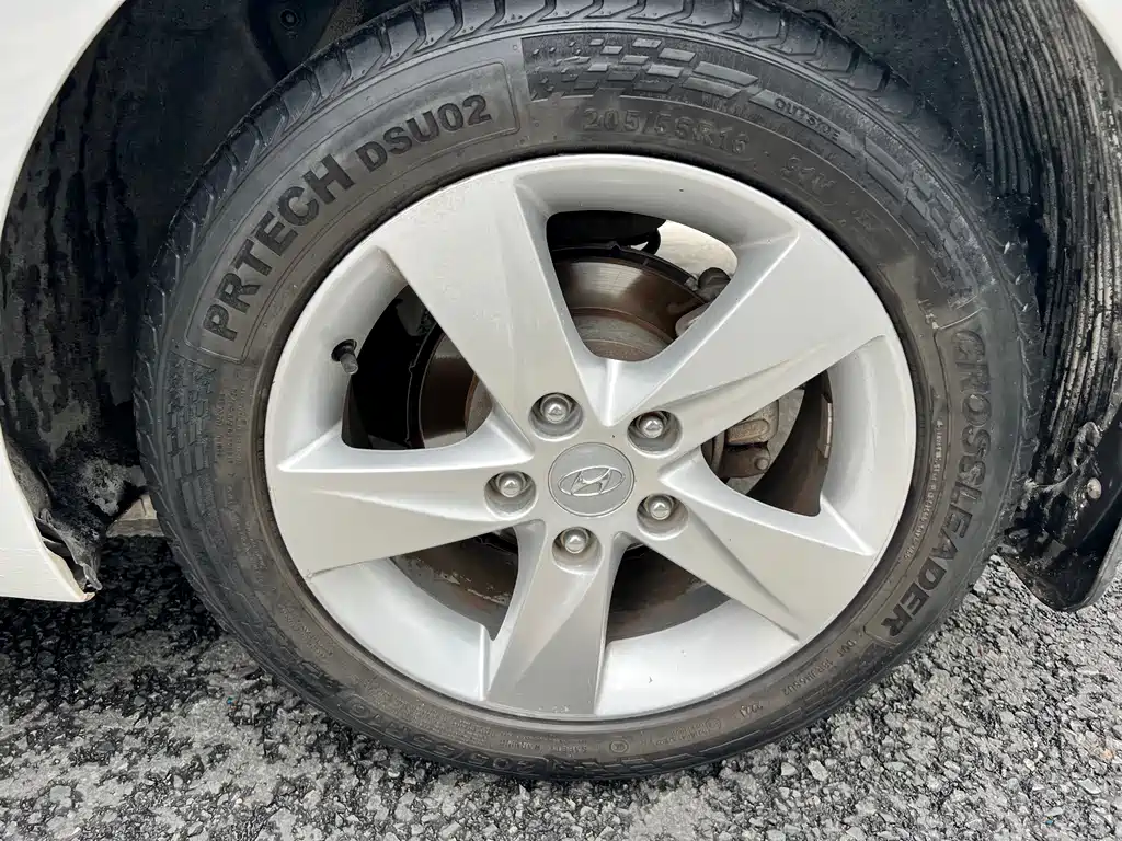 Hyundai Elantra Langdong 1.6L Auto Fashion Type, фото 22