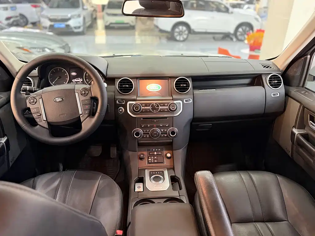 Land Rover Discovery — миниатюра 10