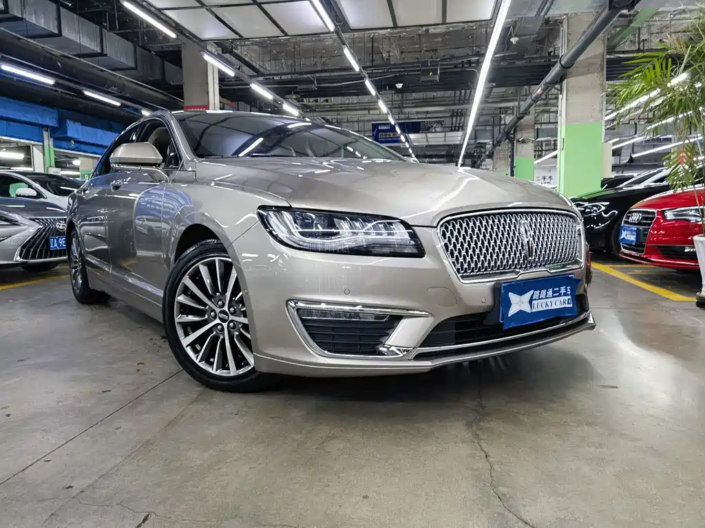Lincoln MKZ — миниатюра 3