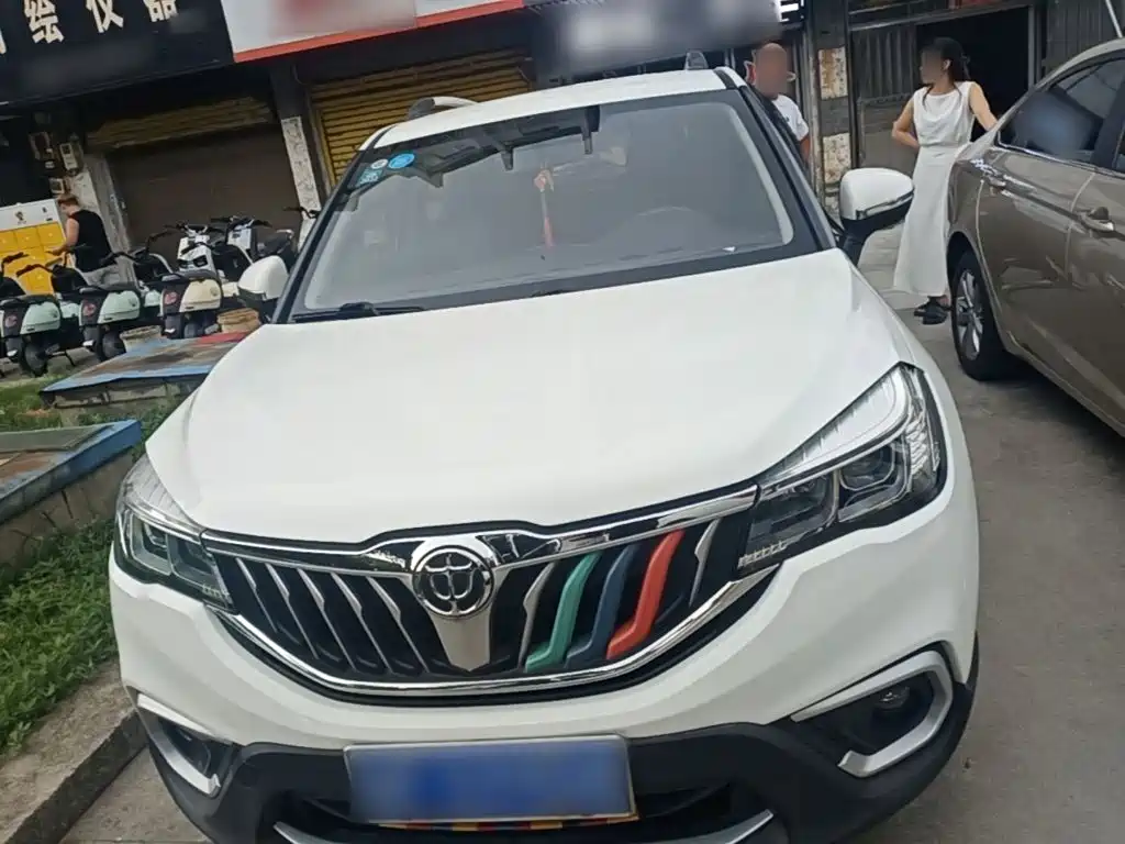 Zhonghua V3 — миниатюра 3