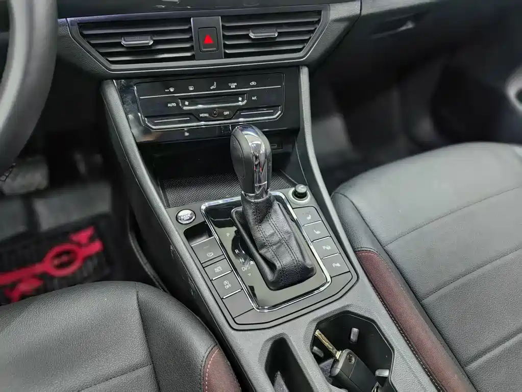 Volkswagen Bora — миниатюра 9